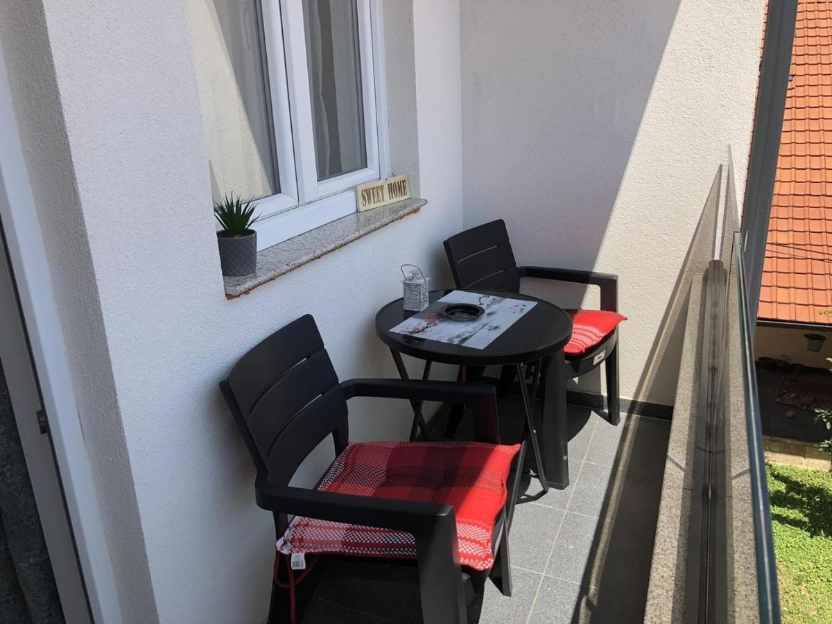 Apartman Sims Bijeljina Zewnętrze zdjęcie