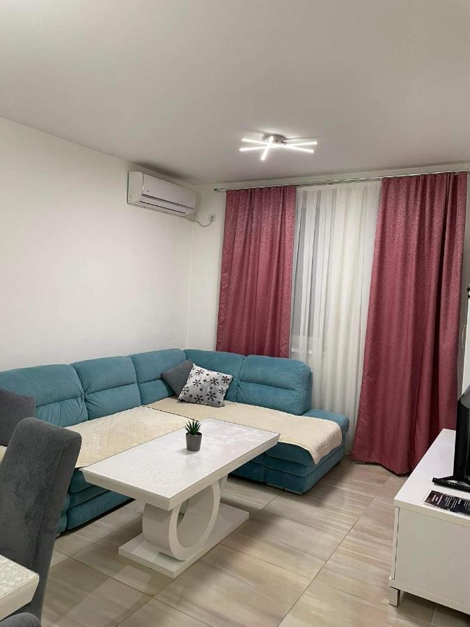 Apartman Sims Bijeljina Zewnętrze zdjęcie